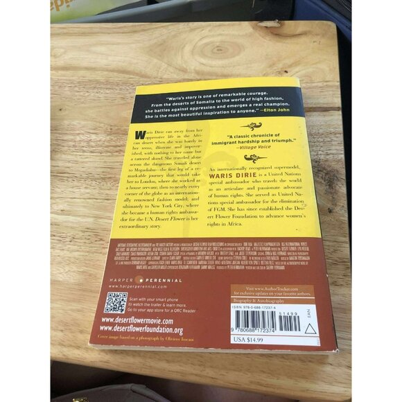 "Desert Flower: The Extraordinary Journey of a Desert Nomad" by Waris Dirie - Picture 4 of 4